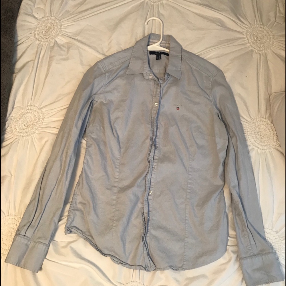Gant blue button up fits like a US size M